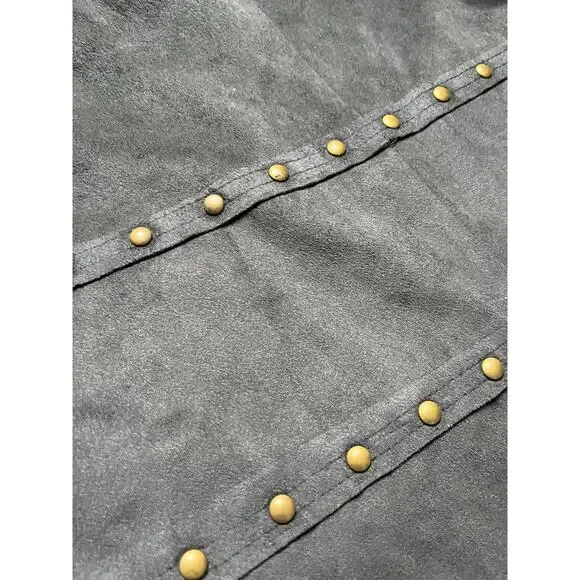 Boho/western style microsuede skirt with riveted details - Picture 3 of 8